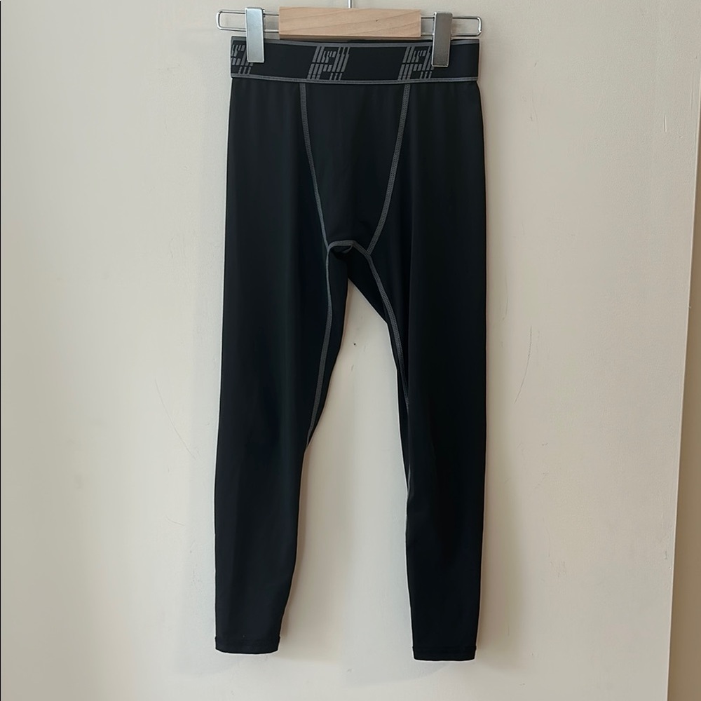 Hoplynn Black Athletic Leggings Boys Size XS 6-7 Years